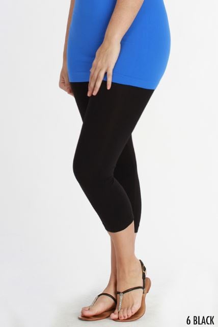 NIKIBIKI Women Seamless Basic Capri Legging Tights, Made in U.S.A, Plus  Size (2Pack: Black, Navy) at  Women's Clothing store